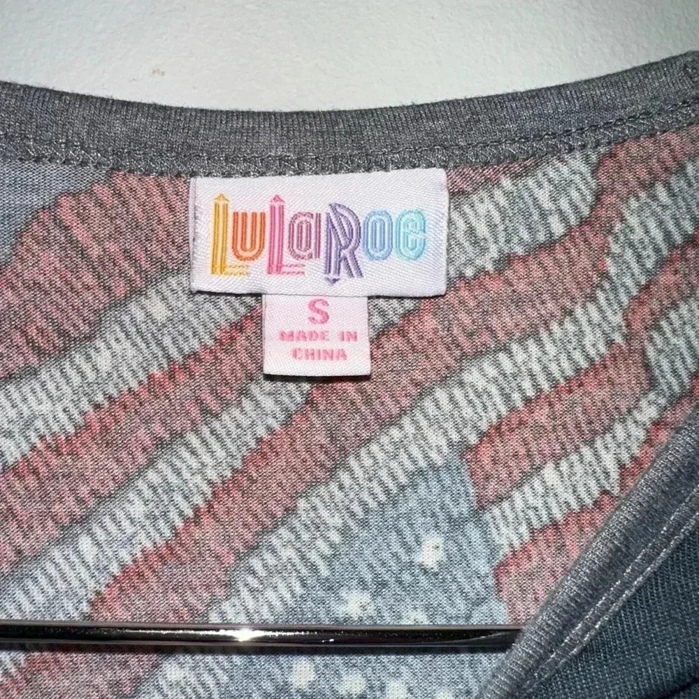 Women's LuLaRoe Baseball Tee Shirt, S, Navy Red Grey American Flag - Picture 8 of 9